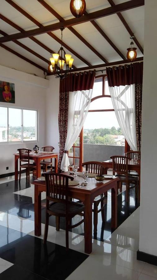Richmond House Colombo Hotel Nugegoda Bagian luar foto